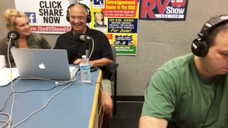 ﻿The RVgeeks Live Appearance On The RV Show USA