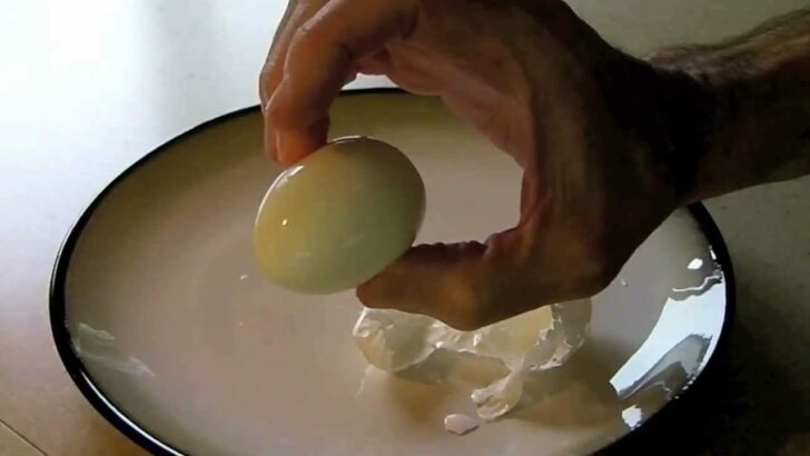 Making Easy-Peeling Hard-Boiled Eggs
