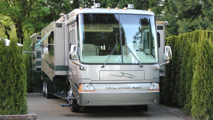 Photo of our 43' Newmar Mountain Aire Class A diesel pusher