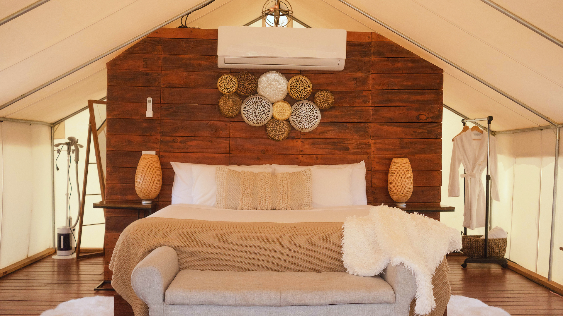 What’s the Difference Between Glamping, Camping, and RVing?