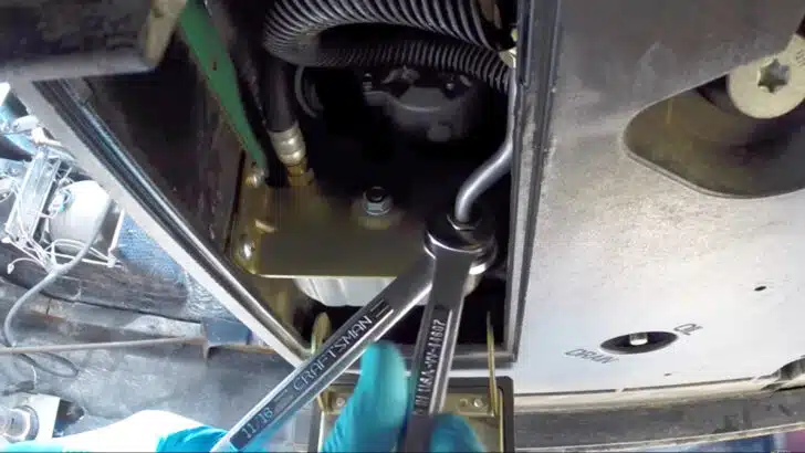 Onan RV generator's fuel filter