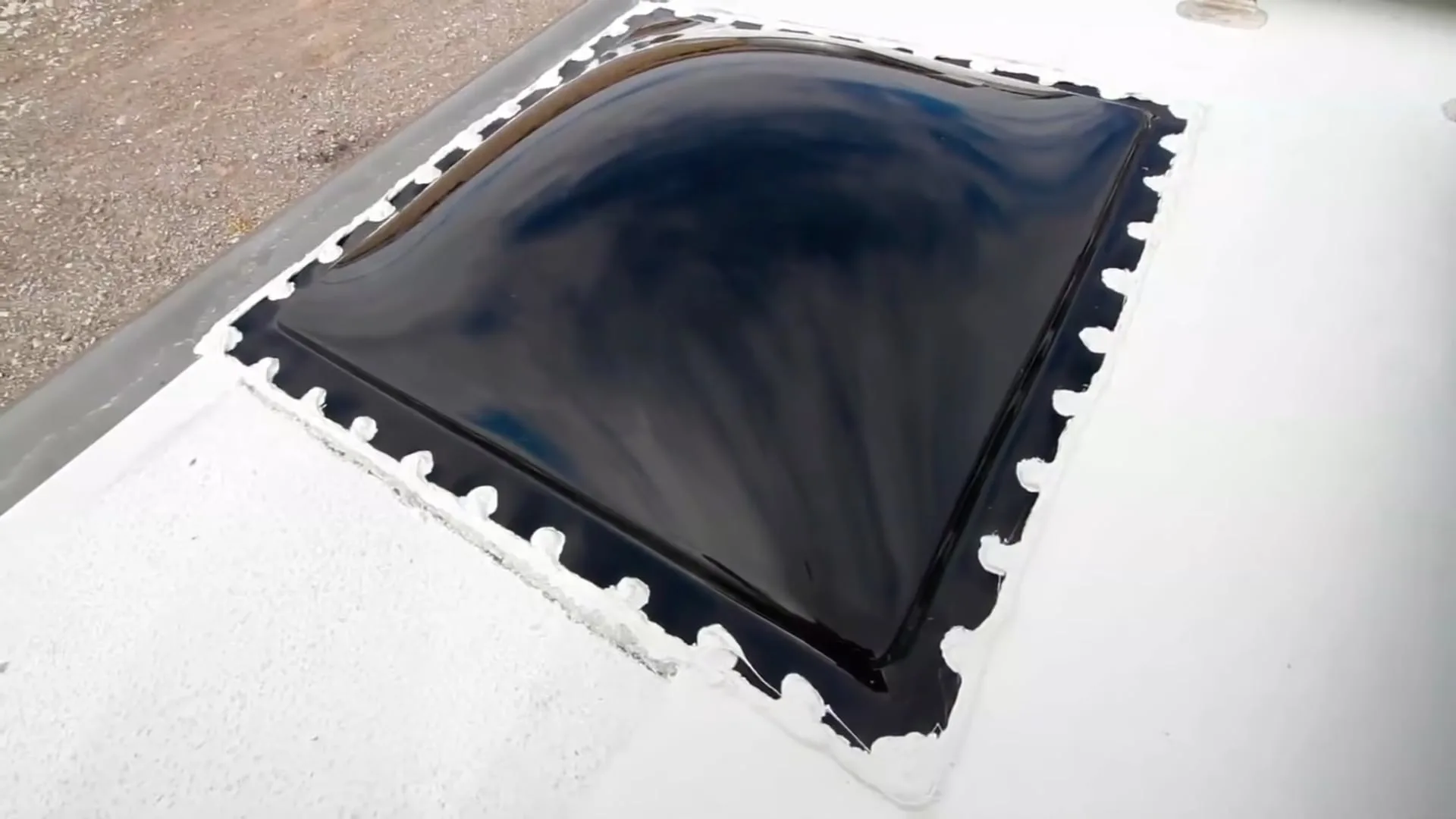 RV skylight replacement completed