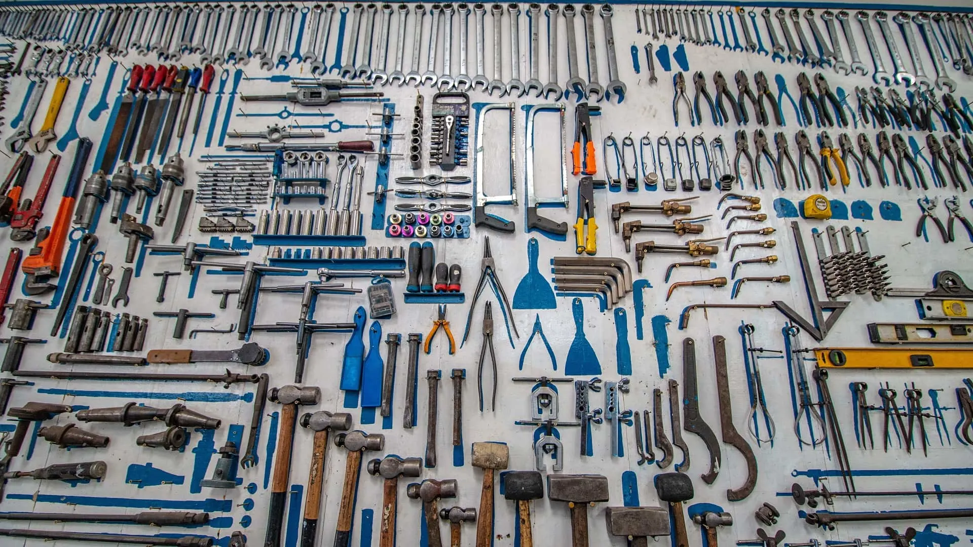 Too many tools are heavy and unnecessary. A basic RV tool kit is all you need.
