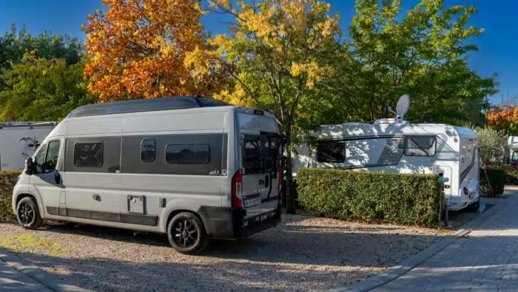 Cramped RV park - not big rig RV friendly.