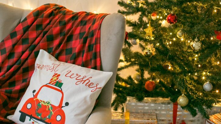 Get Festive This Year With RV Christmas Decorations