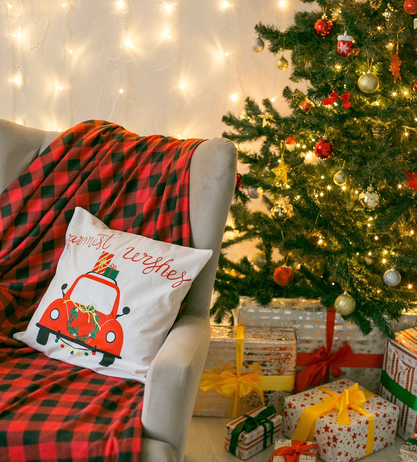 Get Festive This Year With RV Christmas Decorations