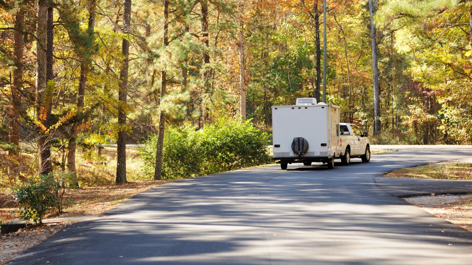 When experiencing trailer sway, you can take steps to control it.