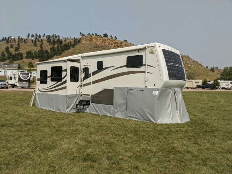 RV Skirting For Winter Stay Warm In the Cold!