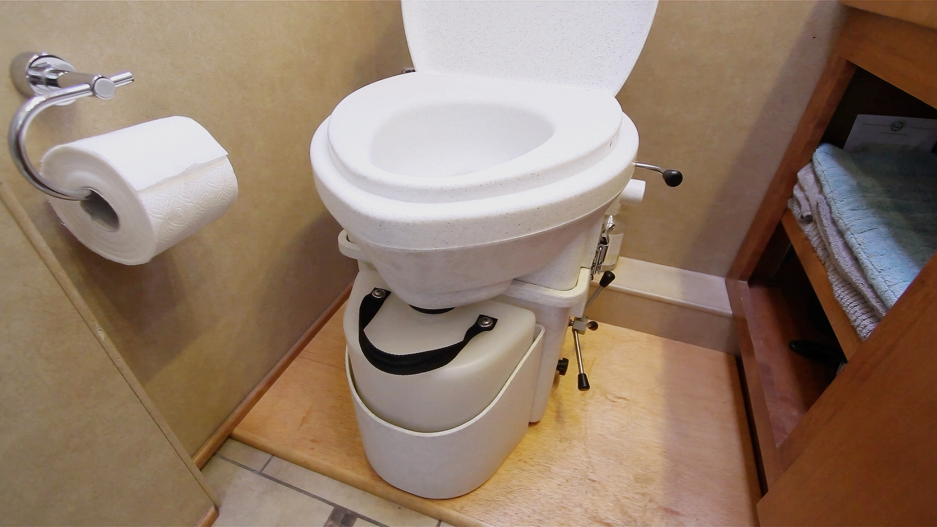 Composting RV Toilet 