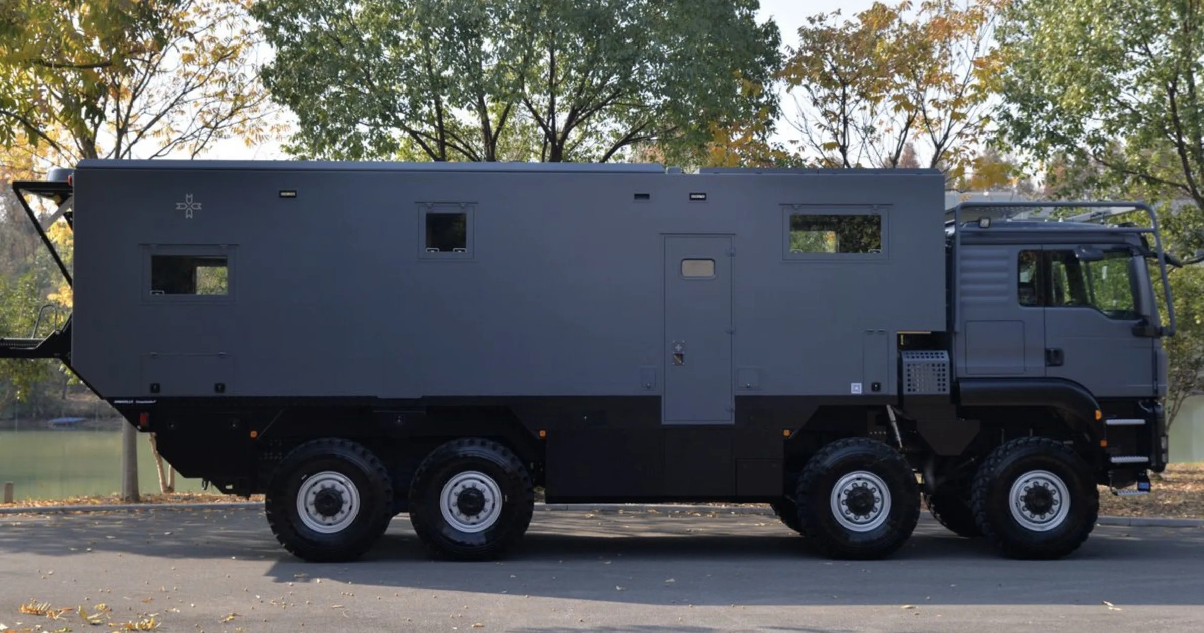 Side view of the Armadillo Conquistador F luxury off-road RV