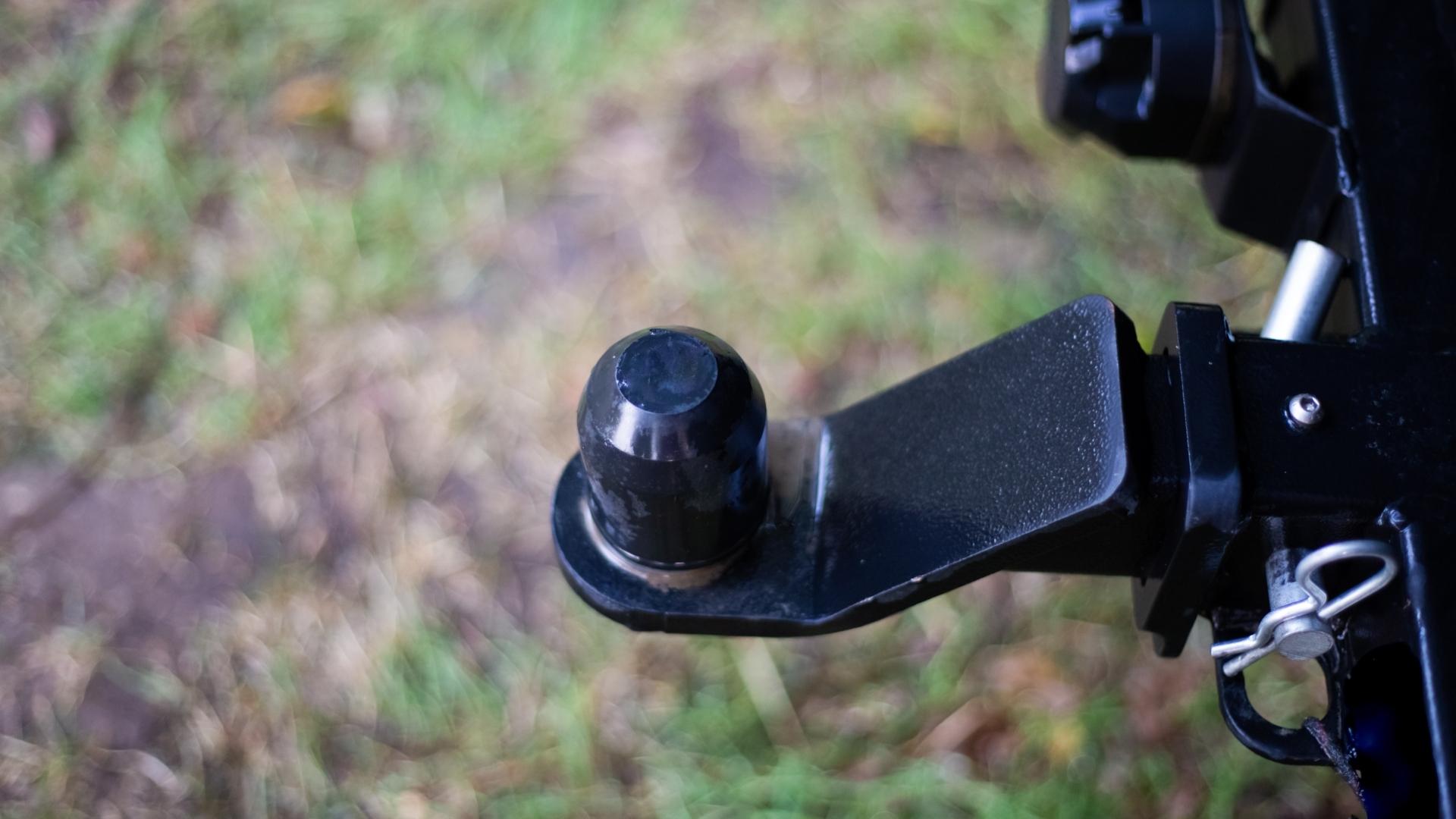 Photo of a hitch known as a "bumper pull" hitch in RV slang terms