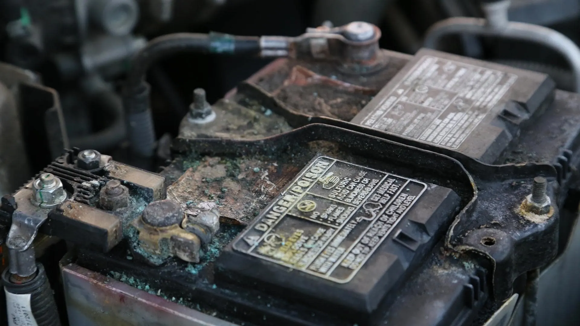 Corrosion on a poorly maintained 12V RV battery can lead it to die prematurely