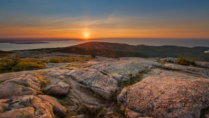 Photo of the sunrise from Cadillac Mountain, Acadia National Park, a premium family vacation destination