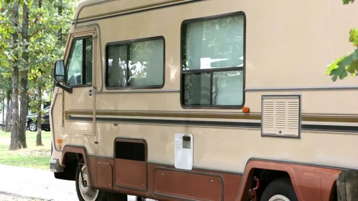 Photo of an older RV