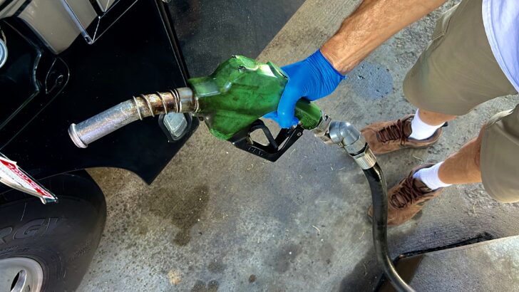 RV Diesel Fuel Pump Handle - They can be so large they can be a tight fit... and dirty, too!