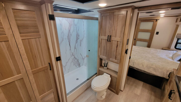 Bathroom area of a Luxe Elite fifth wheel RV