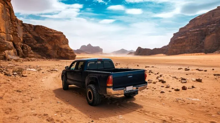 A truck wandering in the desert of the US Southwest... could run out of fuel without an auxiliary fuel tank onboard.