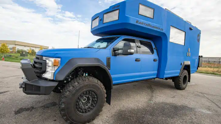 An EarthRoamer LTi-088