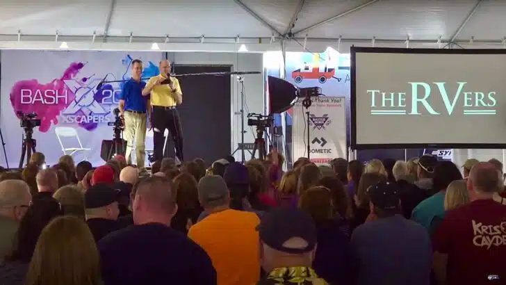 The RVgeeks giving a presentation at the 2020 Xscapers BASH