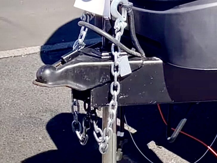 An overslung trailer coupler sits on top of the frame/tongue vs an underslung coupler, which sits below the frame.