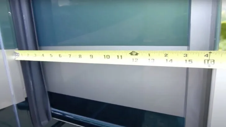 Measuring the depth of the slide-out
