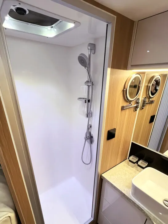 The surprisingly large shower and rear bathroom on the HQ19 from Black Series